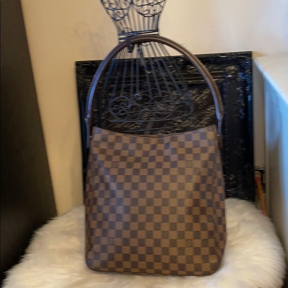 Louis. Vuitton Looping GM Demier ebene bag.
